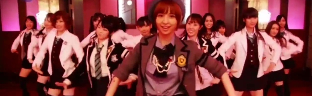 สาว ๆ AKB48 โชว์ไลฟ์เพลง”Ue Kara Mariko” ในรายการ ‘AKBingo!’