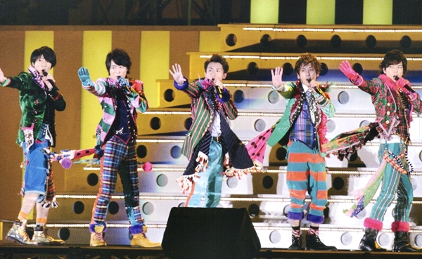 Arashi Live Tour ‘Popcorn’ ในรูปแบบดีวีดี พร้อมจำหน่ายแล้ว 24 เม.ย นี้!