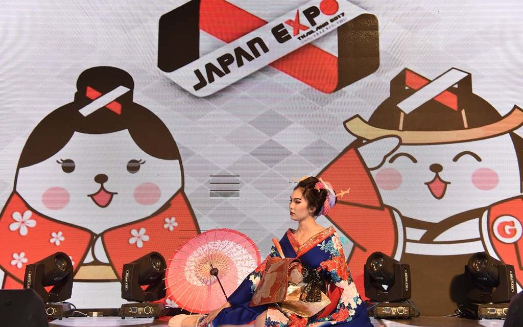 กลับมาอีกครั้งอย่างยิ่งใหญ่และอลังการที่สุดในเอเชีย Japan Expo Thailand 2018 ครั้งที่ 4 พร้อมประกาศจุดยืนสุดยอด  Japan Event ตัวจริง เสียงจริง หนึ่งเดียวในเมืองไทย !!! ระหว่างศุกร์วันที่ 26 ถึง วันอาทิตย์ 28 มกราคม 2561 ณ ศูนย์การค้าเซ็นทรัลเวิล์ด